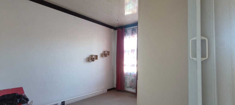 To Let 3 Bedroom Property for Rent in Overbaakens Eastern Cape